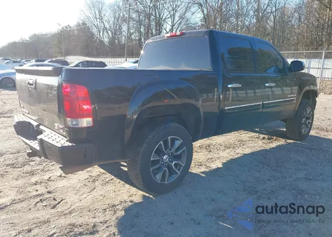 2009 GMC Sierra 1500 Denali z USA, uszkodzony, nr VIN 3GTEC03239G264252